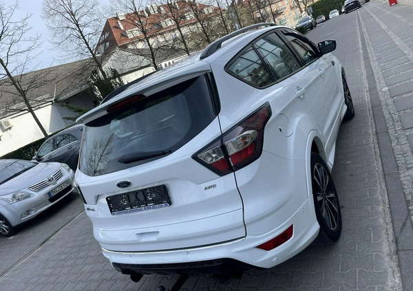 Ford Kuga cena 65900 przebieg: 213000, rok produkcji 2019 z Pilzno małe 631